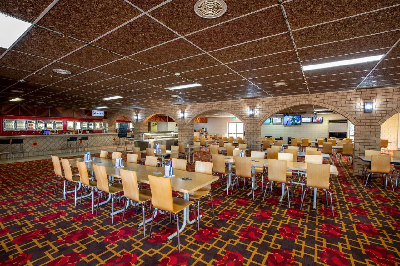 Leichhardt Hotel Motel Клонкарри Экстерьер фото